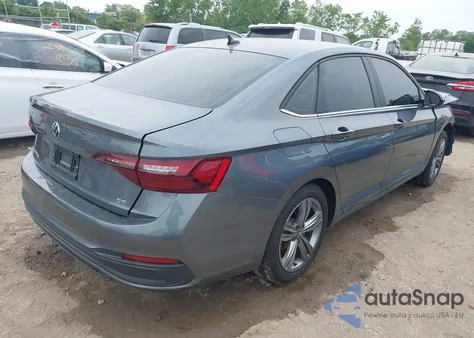 2024 Volkswagen Jetta 1.5T Se from USA, damaged, VIN 3VWEM7BU4RM068554